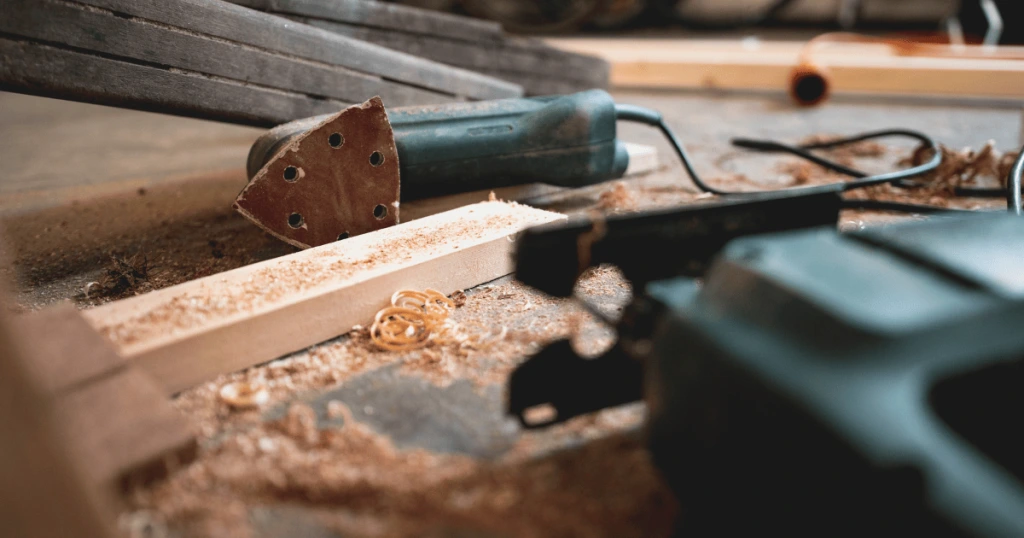 How to get into woodworking: detailed answers