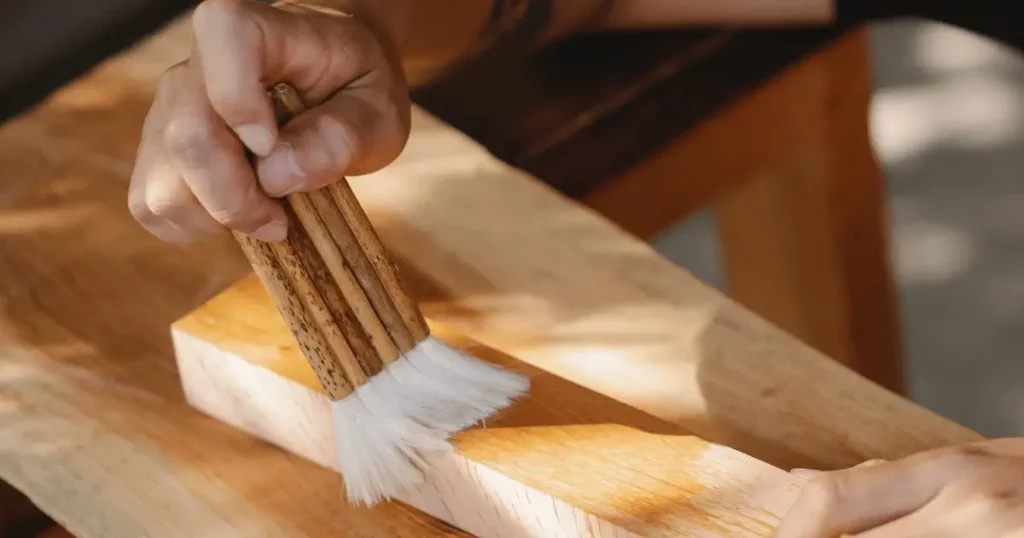 How long does wood glue take to dry