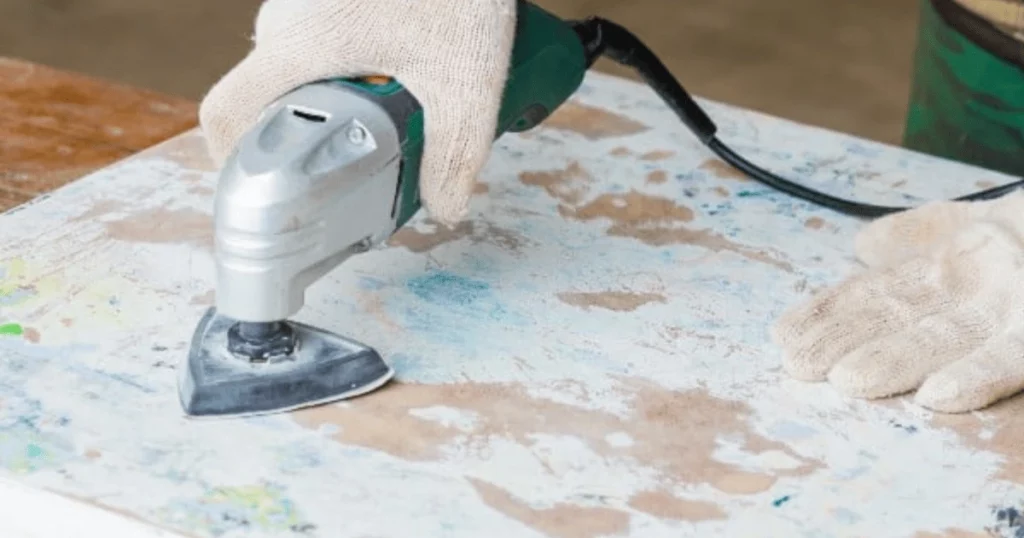 How to remove acrylic paint from wood with various liquids and tools